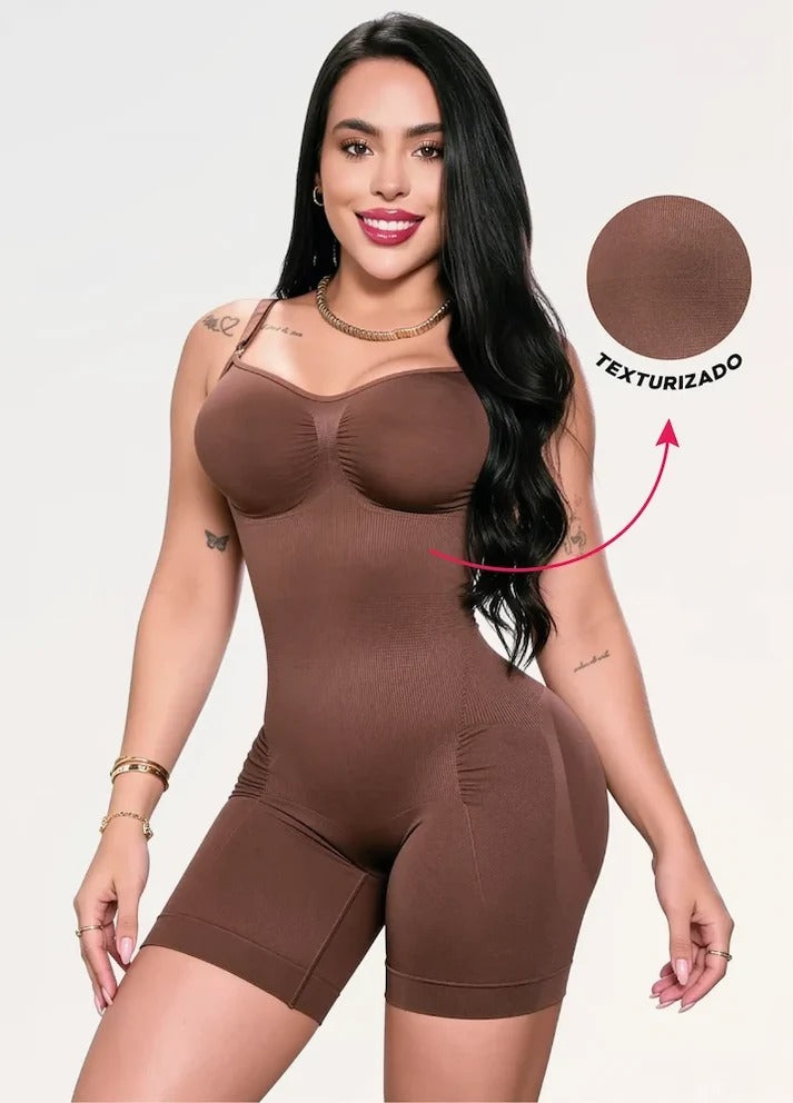 Body Seamless Texturizado: Control de Abdomen y Realce-7002