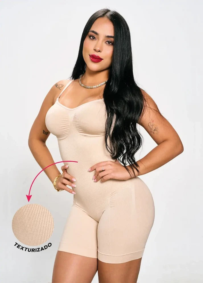 Body Seamless Texturizado: Control de Abdomen y Realce-7002